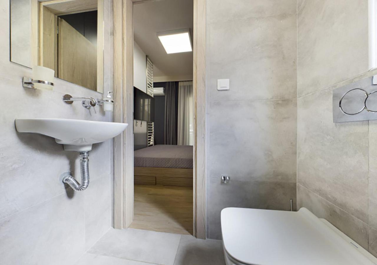 Feel Good Vibes - Apt Suite Athens Ngoại thất bức ảnh